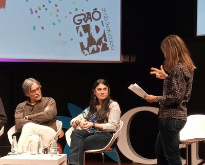 Laura Lladós, mestra de l'Escola Bressol Municipal Balàfia, ha participat en la taula rodona de l'Acte de la celebració dels 40 anys de l'Editorial Graó