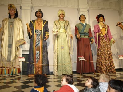 VISITA A LA CASA DELS GEGANTS