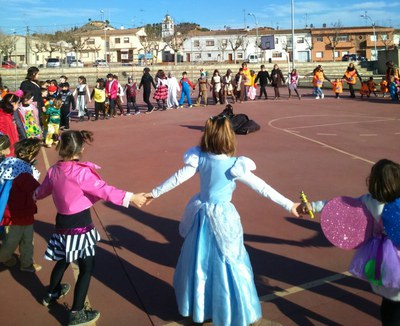 Celebrem el carnaval juntament amb l´escola pública