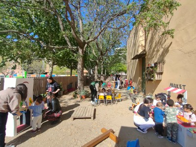 Sessió de jocs amb estudiants del CFGS Educació infantil de l’IES Ronda