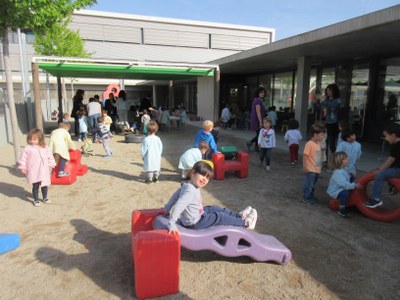 Anem a conèixer l'Escola La Mitjana