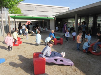 Anem a conèixer l'Escola La Mitjana