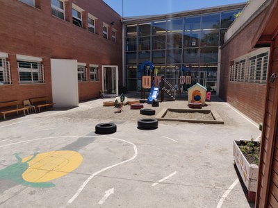 EL PATI DE L´ESCOLA