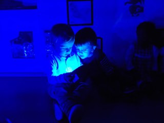 Experimentem amb la llum i la foscor