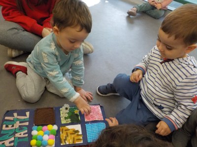 Imatge de la notícia Visita a l'escola